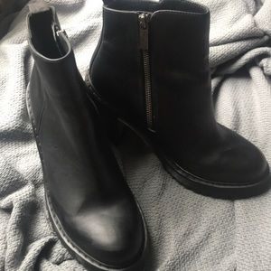 DR.MARTENS - Magdalena Boot UK 6/ US 8